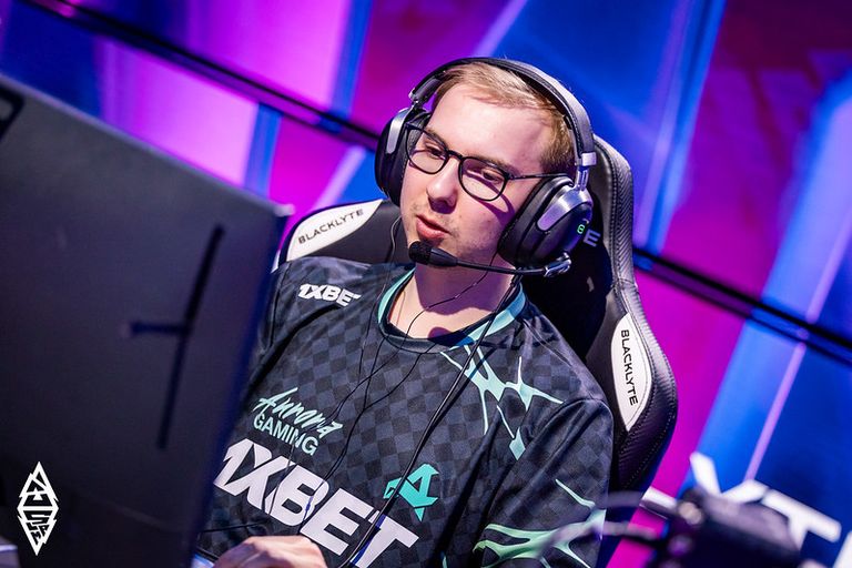 CS analyst and commentator Pimp tells his story in the new documentary series Away From Keyboard 