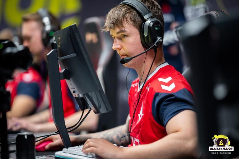 CS analyst and commentator Pimp tells his story in the new documentary series Away From Keyboard 