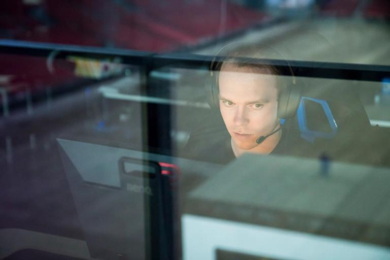 CS analyst and commentator Pimp tells his story in the new documentary series Away From Keyboard 